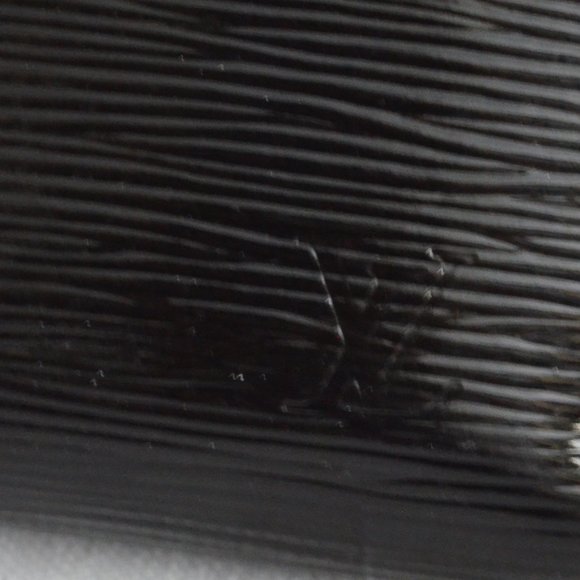 Louis Vuitton Black Patent Epi Zippy Zip  Around Organizer Wallet - Picture 2 of 10